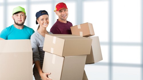Organized mobile self storage use for Haroldpark moving and renovation